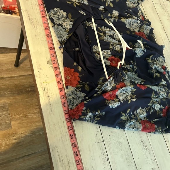 Torrid Stretch Mesh V-Neck Smocked Waist
Babydoll Top Size 3 - Picture 7 of 7